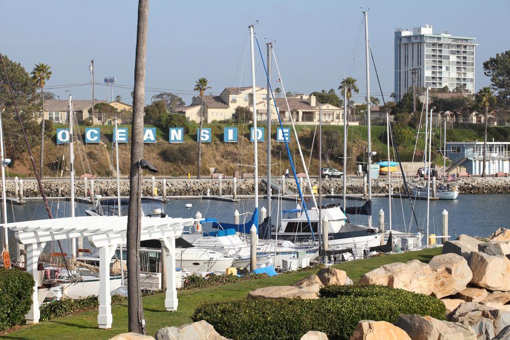 Oceanside Marina Suites - A Waterfront Hotel Dış mekan fotoğraf